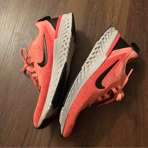 Nike Odyssey React Pink Black Running Shoes Women’s 7 - Picture 8 of 11